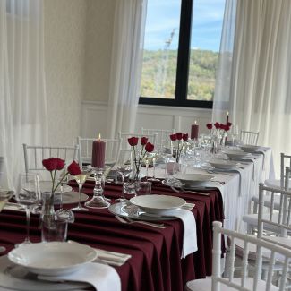 Bordová elegancia